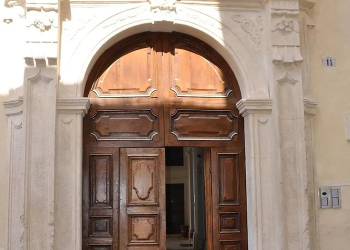 Dimora Zuzi Appartement LʼAquila